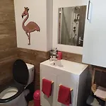 Dom wakacyjny Maison Pink Flamingo Aeroport 2 A 4 Personnes