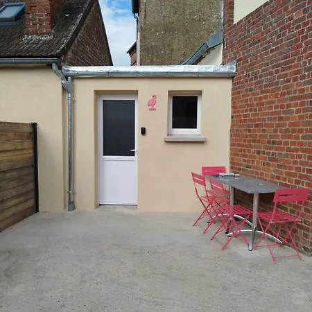 Hébergement de vacances Maison Pink Flamingo Aeroport 2 A 4 Personnes *